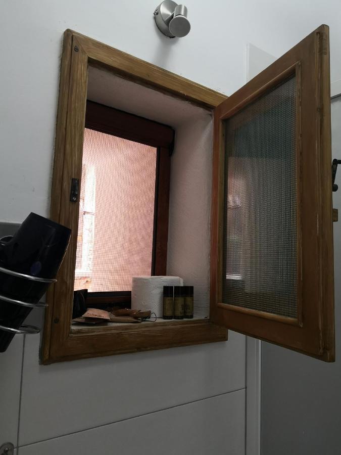 Casa Vacanze B&B Ondes カメロータ エクステリア 写真