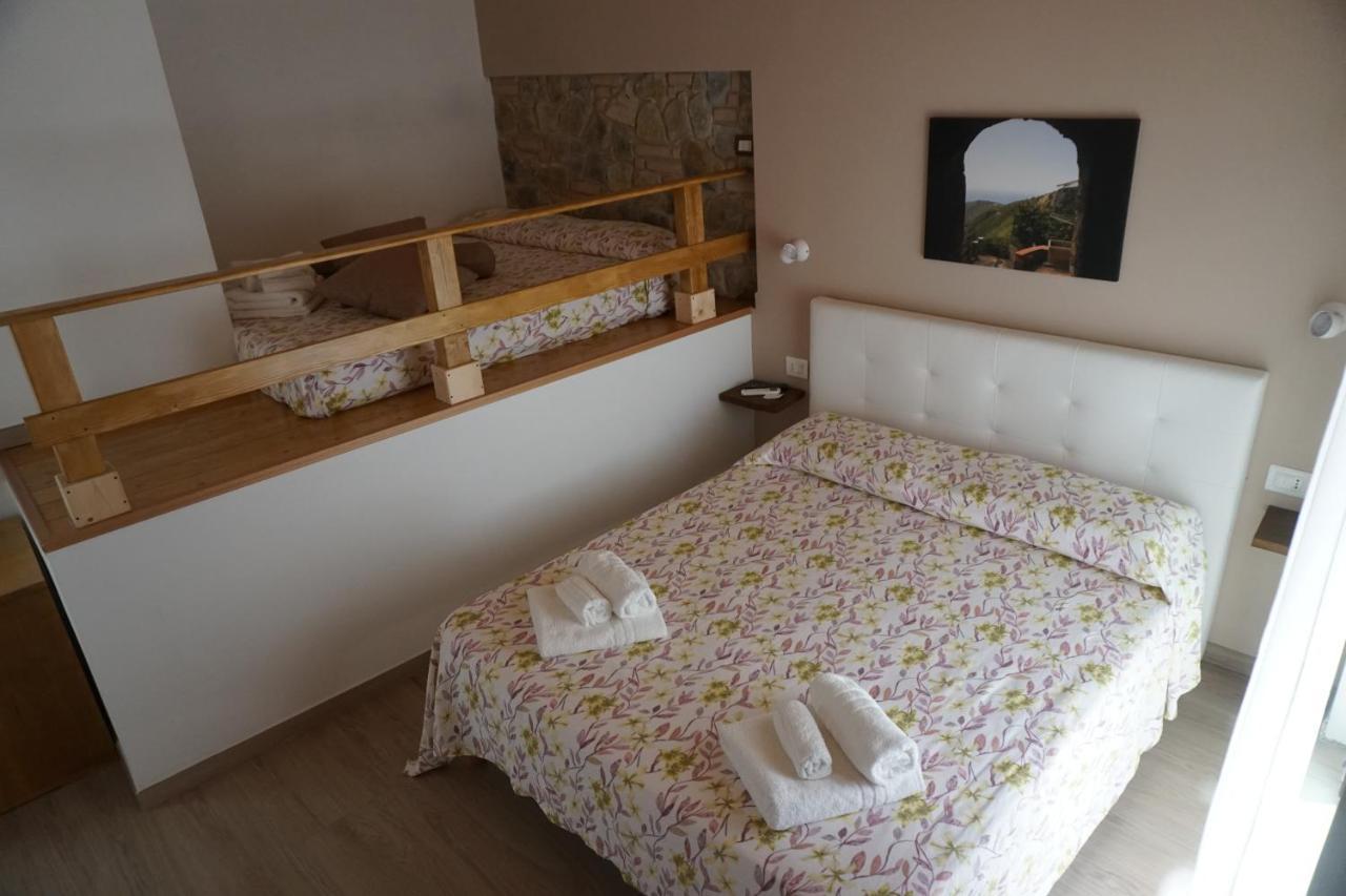 Casa Vacanze B&B Ondes カメロータ エクステリア 写真