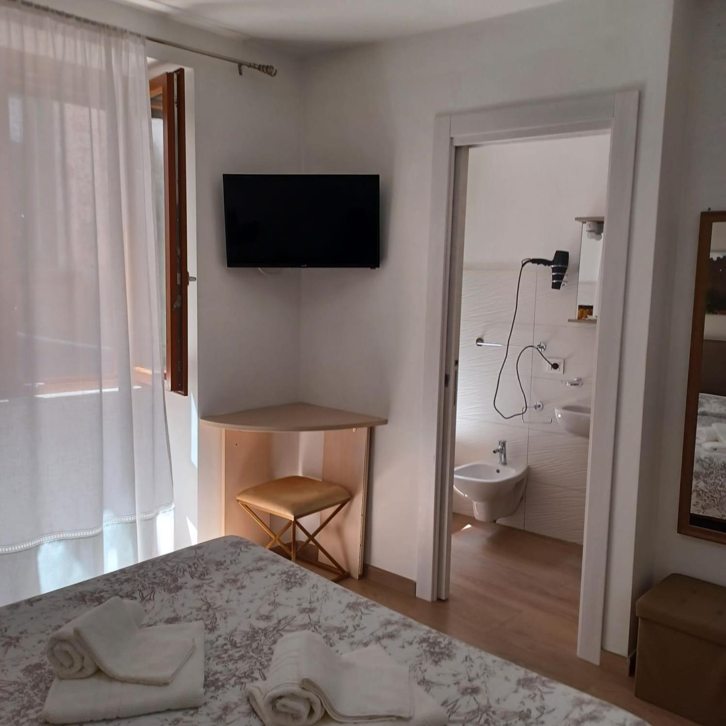 Casa Vacanze B&B Ondes カメロータ エクステリア 写真