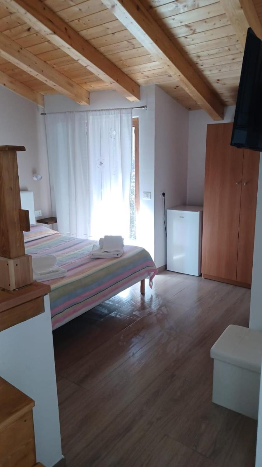 Casa Vacanze B&B Ondes カメロータ エクステリア 写真